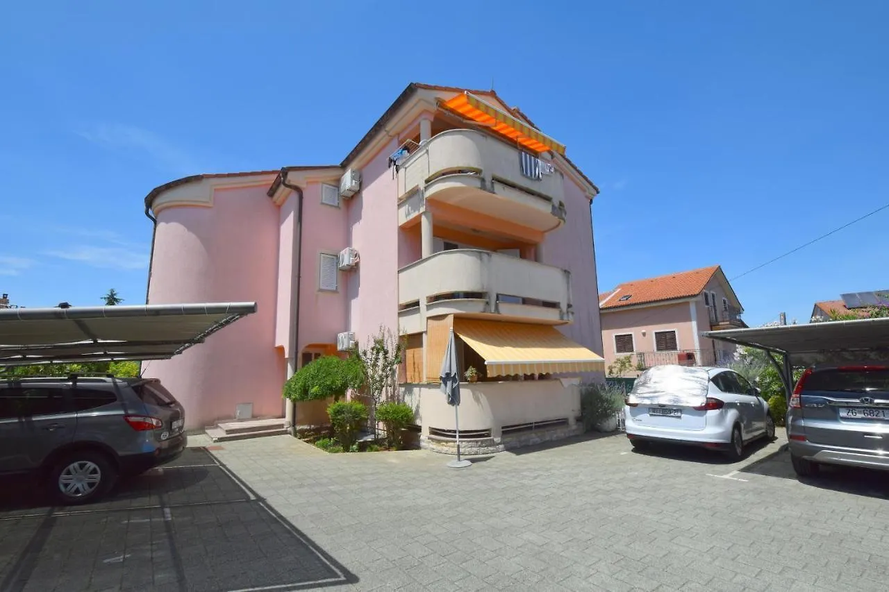 Apartment Barbie Malinska Croazia